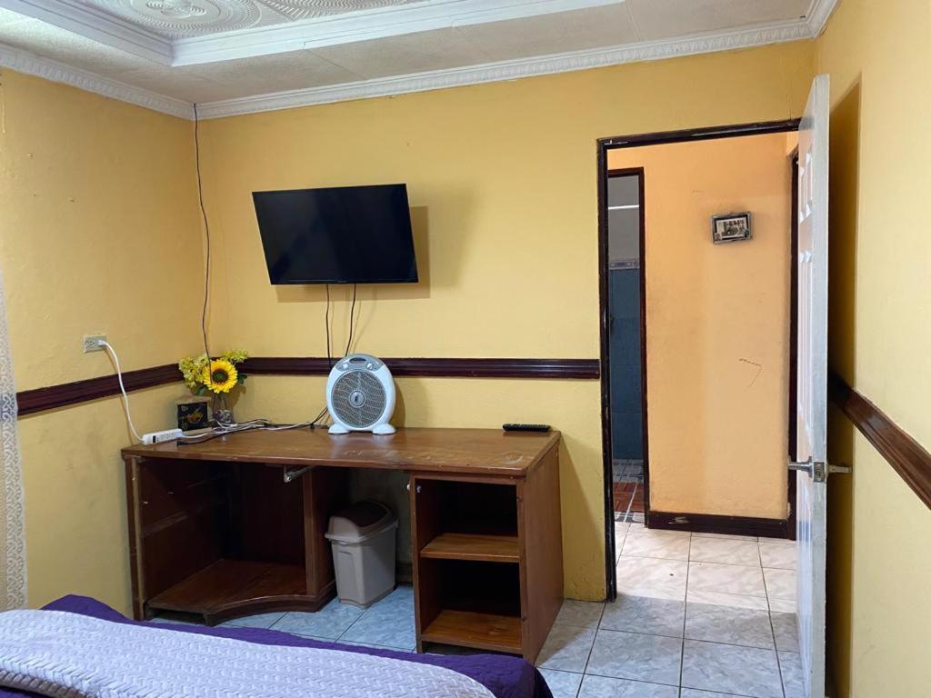 Casa Lupita Alajuela Apartment Bagian luar foto